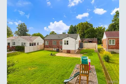 7351 S Yorkshire Drive, Affton, MO 63123 - Photo 43