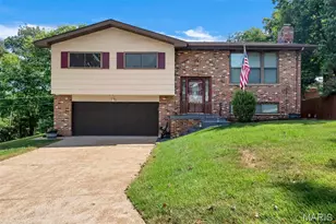 1678 Twin Oaks Dr, Arnold, MO 63010 - Photo 1