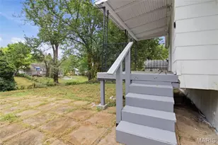 323 Crawford Rd, Unincorporated, MO 63137 - Photo 29