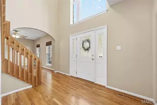 2775 Towne Oaks Dr, Saint Louis, MO 63129 - Photo 3
