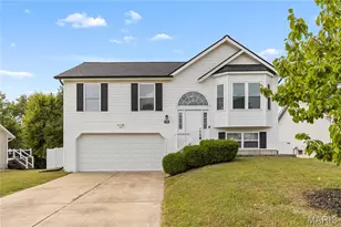 991 Sunset Farms Ct, Saint Charles, MO 63304 - Photo 1
