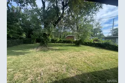 8351 Graybirch Drive, Berkeley, MO 63134 - Photo 15