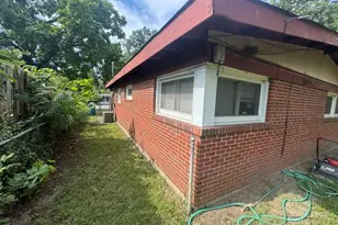 8351 Graybirch Dr, Berkeley, MO 63134 - Photo 11