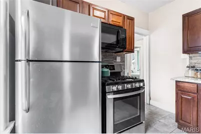 2721 W Tennyson Avenue, Overland, MO 63114 - Photo 19