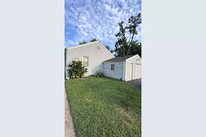 10300 Saint Joan Lane, Saint Ann, MO 63074 - Photo 9