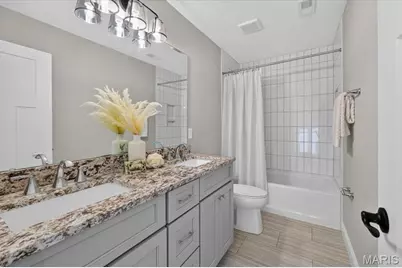 923 Poinsetta Lane, Kirkwood, MO 63122 - Photo 37