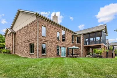 320 Wythe House Court, Creve Coeur, MO 63141 - Photo 3