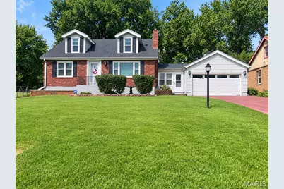 415 N Castello, Florissant, MO 63031 - Photo 1