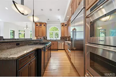 10600 Country View Drive, Creve Coeur, MO 63141 - Photo 19