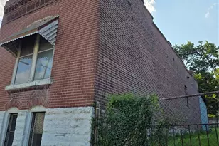 6223 Pennsylvania Ave, Saint Louis, MO 63111 - Photo 3