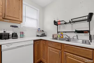307 Vida Avenue, Unincorporated, MO 63125 - Photo 19