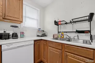 307 Vida Ave, Unincorporated, MO 63125 - Photo 19