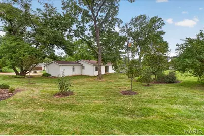 12109 Lake Constance Drive, Saint Louis, MO 63146 - Photo 47