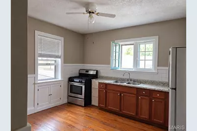 2001 Prather Avenue, Saint Louis, MO 63139 - Photo 3