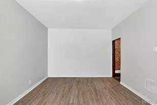 3829 S Compton Ave, Saint Louis, MO 63118 - Photo 7