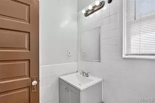3829 S Compton Ave, Saint Louis, MO 63118 - Photo 13