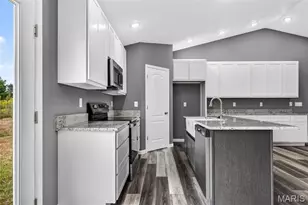 20 Chinkapin Ct, Troy, MO 63379 - Photo 7