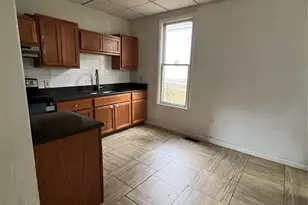 605 N 3rd St, De Soto, MO 63020 - Photo 11