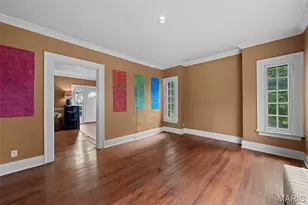 9914 Parkway Dr, Saint Louis, MO 63137 - Photo 11