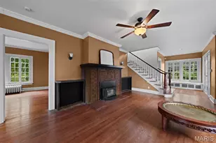 9914 Parkway Dr, Saint Louis, MO 63137 - Photo 3