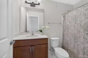 823 Silver Buck Ln, Chesterfield, MO 63005 - Photo 35