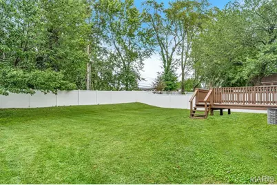 331 Sorrento Drive, Ballwin, MO 63021 - Photo 11