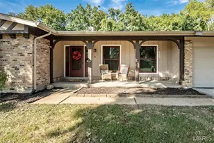 21 San Carlos Dr, Saint Charles, MO 63303 - Photo 3