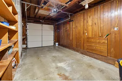 10606 Scotland Drive, Saint Louis, MO 63114 - Photo 13