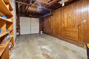 10606 Scotland Dr, Saint Louis, MO 63114 - Photo 13