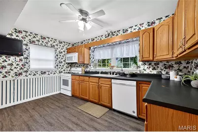 960 Washington Street, Florissant, MO 63031 - Photo 13