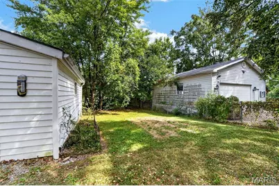 7734 Elton Street, Saint Louis, MO 63123 - Photo 25
