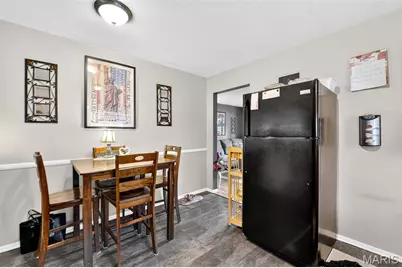 7734 Elton Street, Saint Louis, MO 63123 - Photo 11