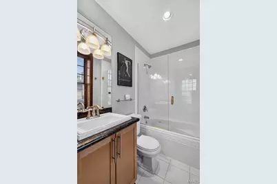 4540 Lindell Boulevard #301, Saint Louis, MO 63108 - Photo 21