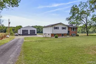 10562 Misplay Rd, Bloomsdale, MO 63627 - Photo 3