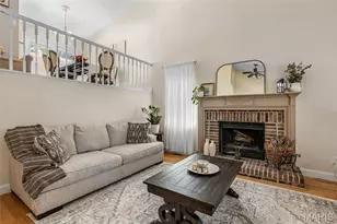 3750 Lemay Woods Dr, Saint Louis, MO 63129 - Photo 7