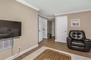 3750 Lemay Woods Dr, Saint Louis, MO 63129 - Photo 33