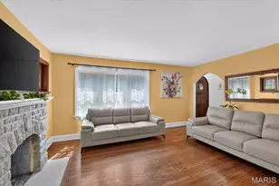 7537 Hiawatha Ave, Richmond Heights, MO 63117 - Photo 5