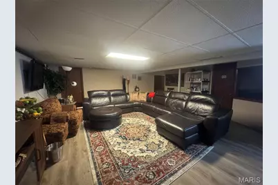 1475 Lisa Drive, Florissant, MO 63033 - Photo 29