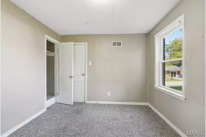 4502 June Avenue, Saint Louis, MO 63121 - Photo 11