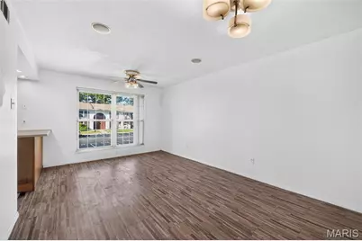 8724 Santa Bella Drive #H, Hazelwood, MO 63042 - Photo 5