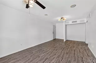 8724 Santa Bella Dr, Hazelwood, MO 63042 - Photo 7