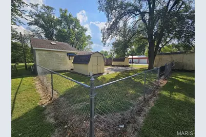 303 W Reid Street, Holliday, MO 65258 - Photo 15