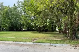 315-317 S Griffith St, Hannibal, MO 63401 - Photo 1