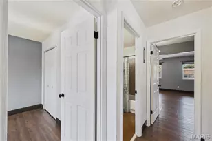 8813 Santa Bella Dr, Hazelwood, MO 63042 - Photo 13
