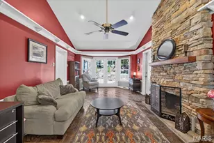 13 Deer Creek Woods, Ladue, MO 63124 - Photo 21
