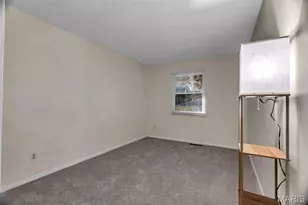 409 E 11th Street E, Washington, MO 63090 - Photo 17