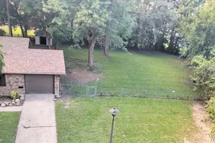 409 E 11th Street E, Washington, MO 63090 - Photo 31