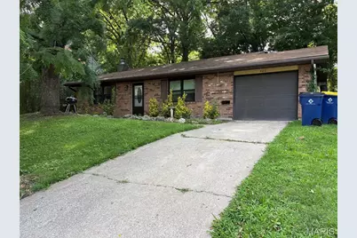 409 E 11th Street E, Washington, MO 63090 - Photo 1