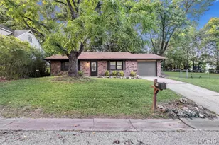 409 E 11th Street E, Washington, MO 63090 - Photo 1