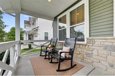 146 Girard Place, Kirkwood, MO 63122 - Photo 5